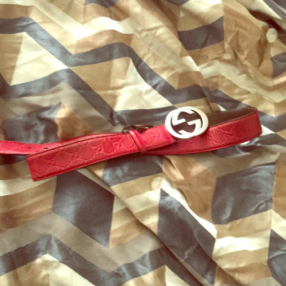 Red Gucci belt
